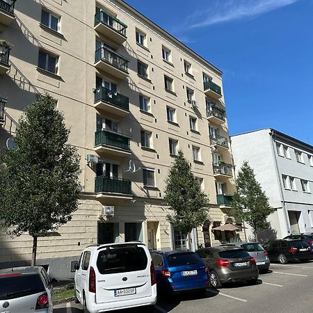 Brand New, Design Apartment Jojo, Oldtown, Balcony, Ac Bratislava Exterior foto